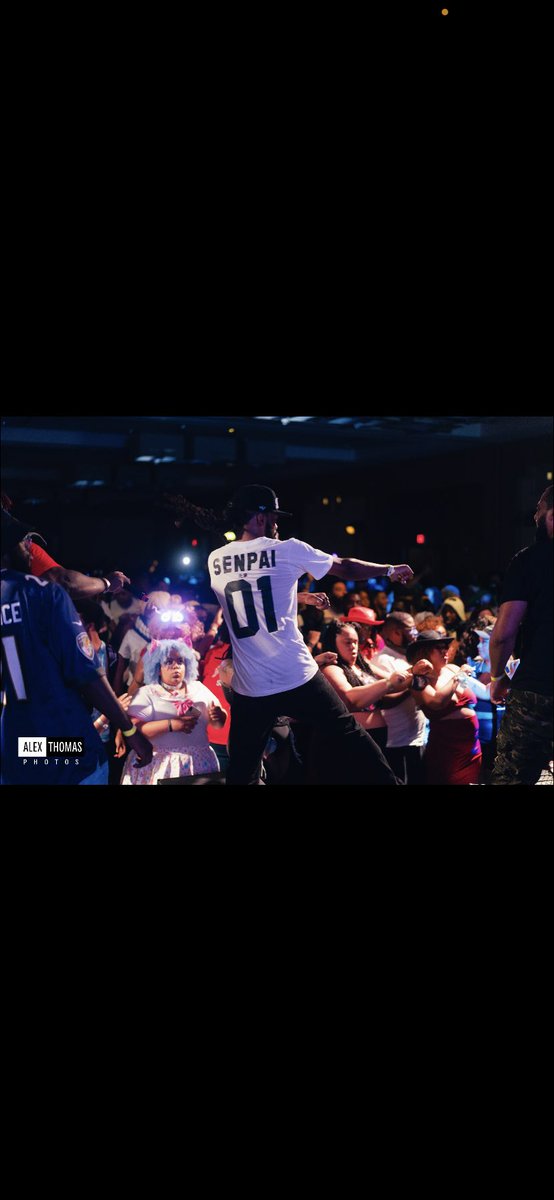 DJTAYLORSENPAI 先輩🔜 tweet media