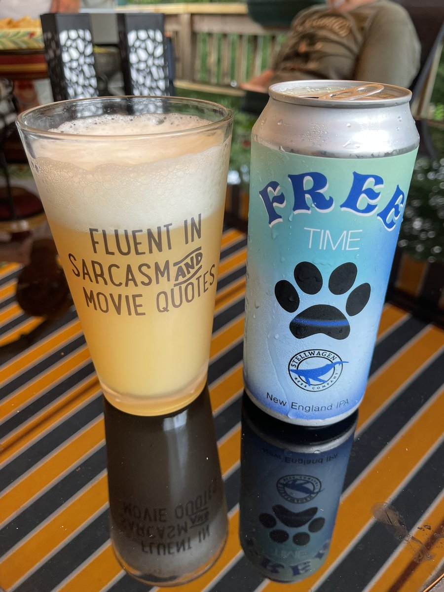 Nothing like starting the weekend with a beer sold in honor of Kitt, the Braintree K-9 dog who lost his life in the line of duty. RIP, Good Boy
