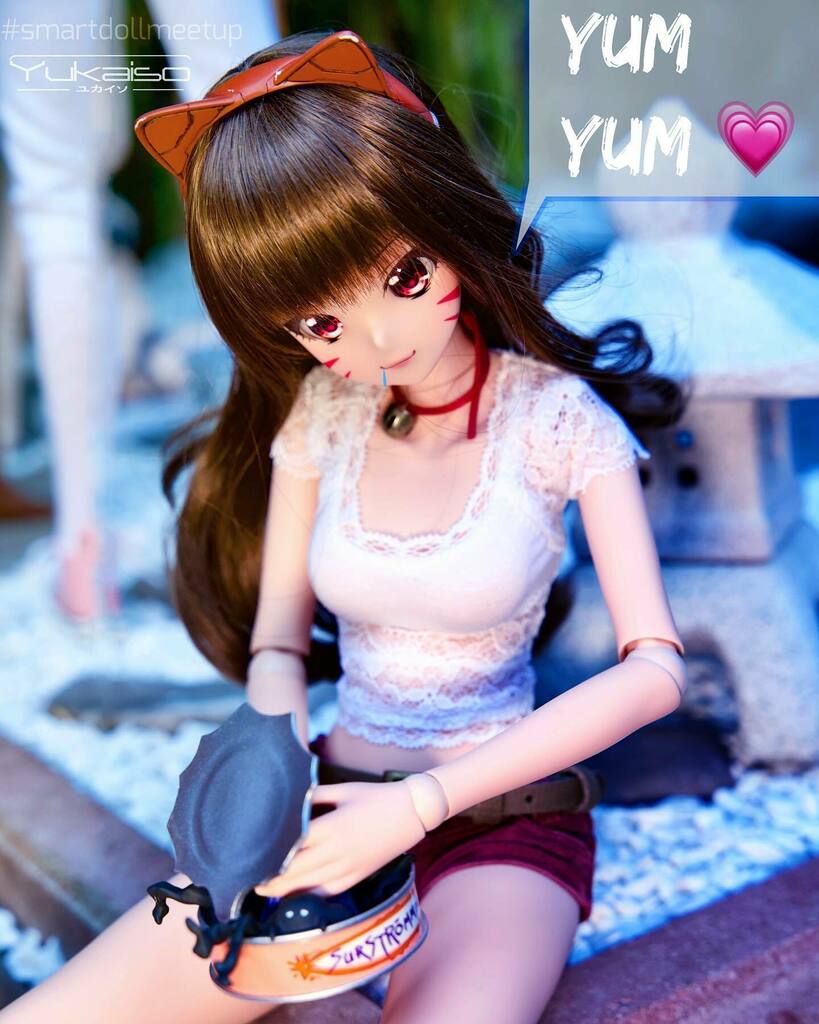 Y_CrazyMindset's tweet photo. From our #smartdollmeet .
I saw a little Prowess on the pool with a strange thing in their hands 😱
Prowess: Yum Yum 🤤 ❤️
Me: Noooo, please don’t eat that🤢
My mom told me always to not eat food that started to move again 😅😅😅
Owner: @lars_eric_19… https://t.co/qI9qzhumzo https://t.co/CkhKyLq6Xn