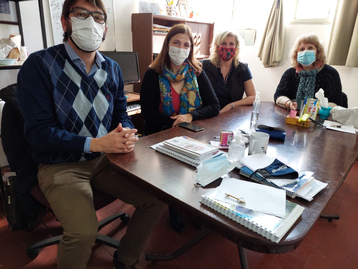 mograle's tweet photo. Hoy me reuní con representantes de FuSCA para articular acciones tendientes a mejorar el tratamiento de las y los pacientes del Hospital de Niños Zona Norte 🙂🙌 https://t.co/hkFLGsjClx