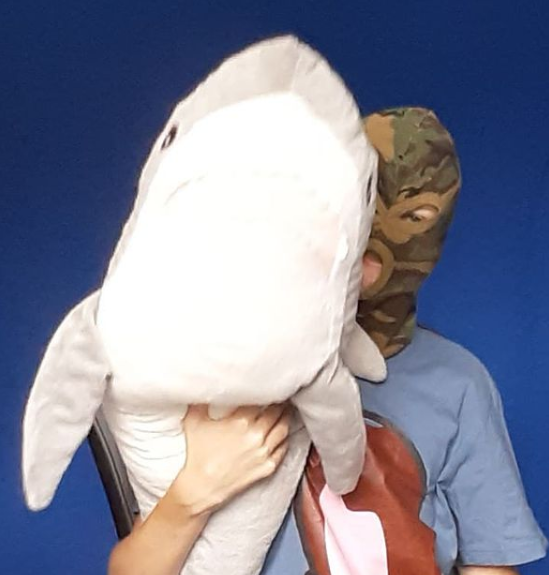 taxer760's tweet photo. Je to tak Gájs !!!  Blåhaj mě Simpuje !!!!
Jinak pokavať jsi new na mé komunitě . Tak se můžeš připojit. Občas i na tom fraktálně zesratým Youtube streamuji protože proč ne. 
Odkazy: 😳
🔸YouTube:  https://t.co/AgUPAvaWfd
🔸Discord: https://t.co/DXAMYs1Wk5

#YouTube  #Trash https://t.co/wDievG7t1N