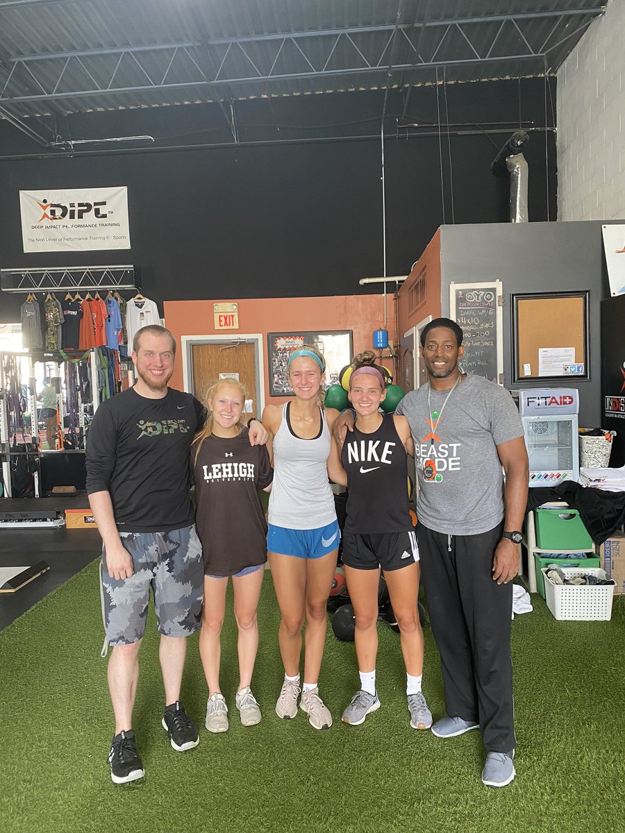 karlee_walsh's tweet photo. Said goodbye to my workout partner, teammate, and best friend yesterday! Wishing you luck in VA, always cheering you on! @abigailhumee @DIPT4SPORTS #girlssoccer #summerworkout #training #soccer #collegesoccer #teammates https://t.co/aXQ2jkb65f