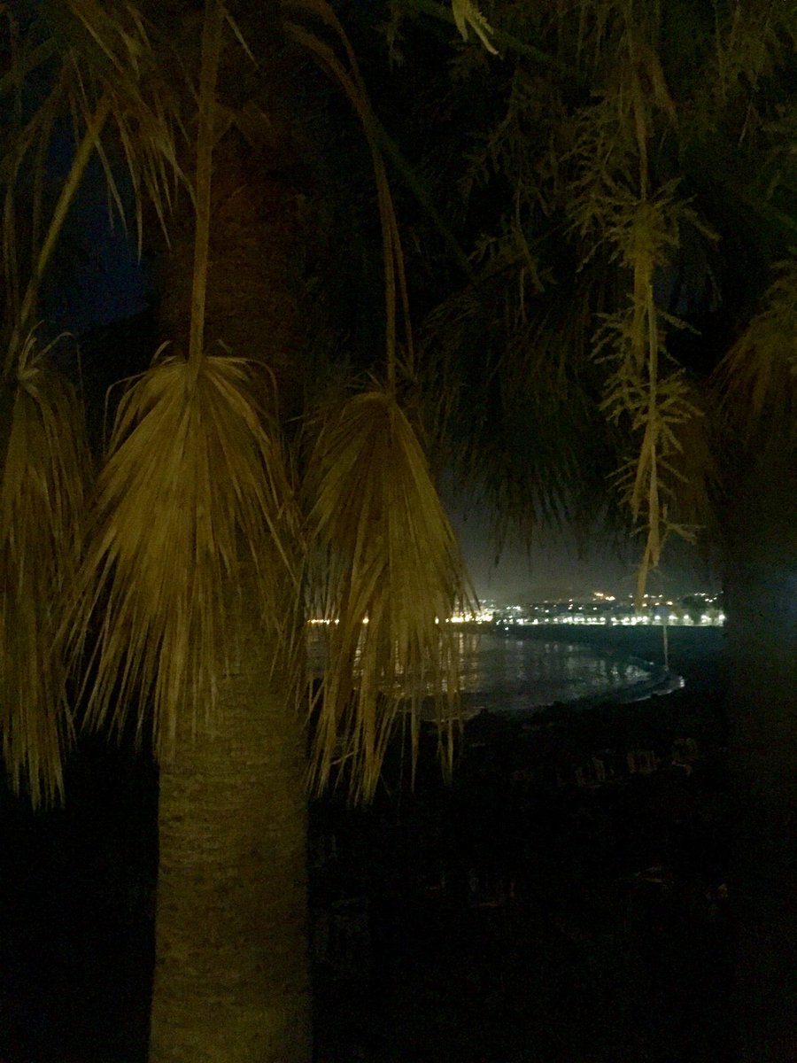 artefactor1's tweet photo. SUMMER NIGHTS https://t.co/6m4OOjb54X