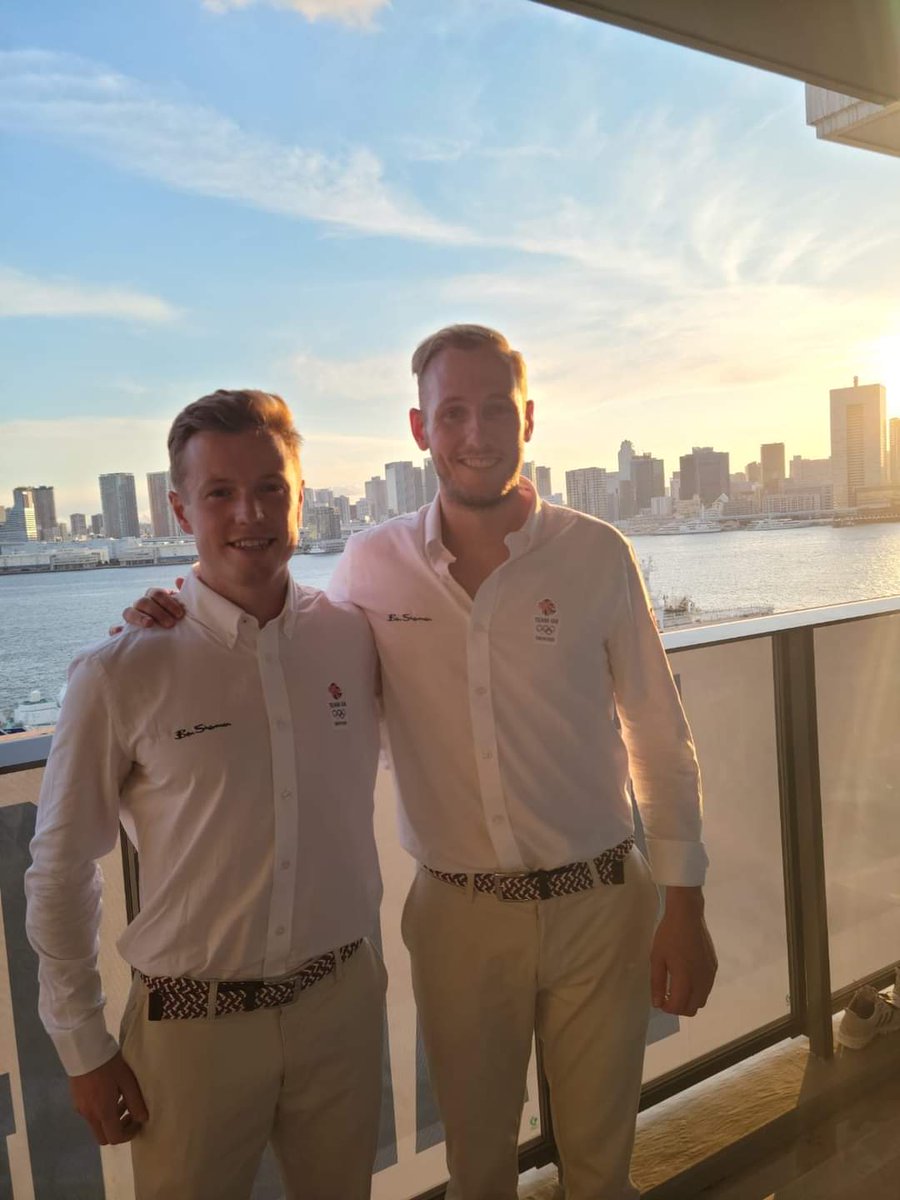 mjs008's tweet photo. The two @CookstownHockey and @UlsterHockey boys @DavidAmes5  and @iansloan_11 looking well in the @TeamGB wear. Best wishes as @GBHockey start 10.30am Saturday morning. 🏑🏑 https://t.co/d4ygR1e3OL