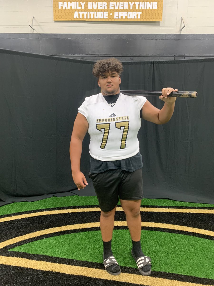 recruittecumseh's tweet photo. Wanted to thank @esuhornetsfb and @CoachCash1 for having @Jay_Mitchell_77 and @brennon_carter up to camp! We appreciate your hospitality! #FOE https://t.co/tudEgDVRuE