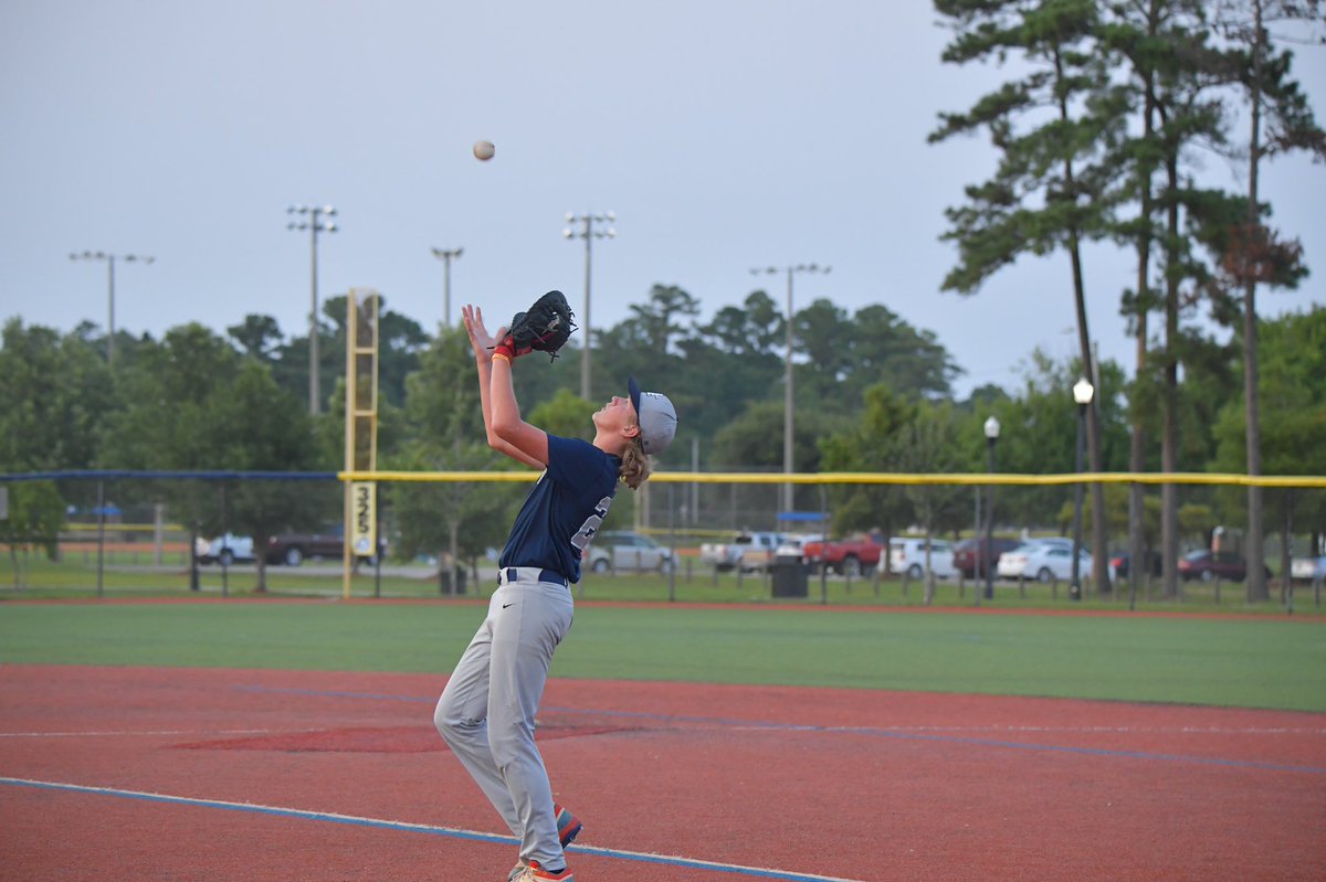 dmbrady7's tweet photo. @diamondelite8 DE15U won both games today at Triple Crown Myrtle Beach Summer Nationals...DE15U beat Mass Rebels Baseball 11-1...DE15U beat Premier Ohio DC 15-0...DE15U went 2-1 in pool play #Compete Every Pitch https://t.co/Xhh5cLtBtp