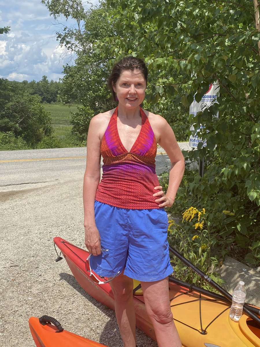 MBMwrites's tweet photo. All good writers need to spend time outside, keeping mind, body, and imagination Healthy! https://t.co/fuVfVzTmKk