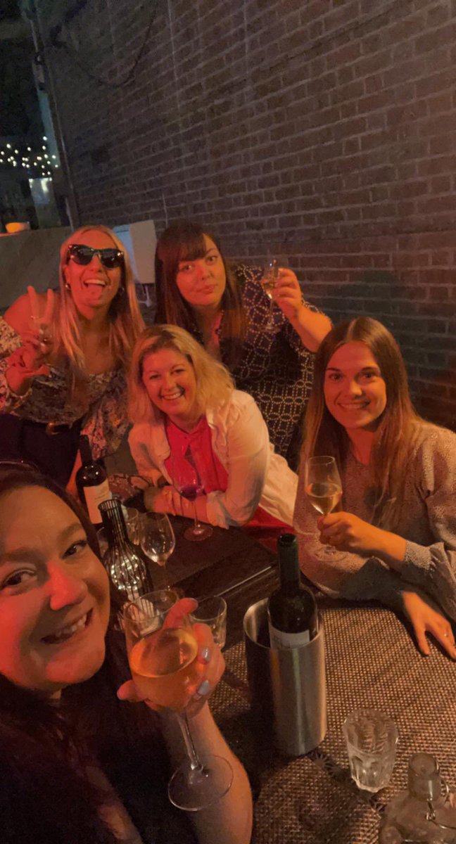 When your GRM hand delivers you wine and takes you for dinner for a job well done. #WINECLUBFORLIFE <a href="/AEKLHR/">Alyssa Kreutzer</a> <a href="/georgtrupia/">Georgia Trupia ERAC</a> <a href="/RosieWigleyERAC/">Rosie Wigley</a> <a href="/Sophie_betts90/">Sophie</a>