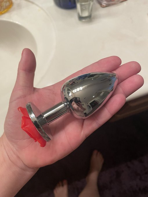 New toy! The video is 🔥🔥🔥   Any bitch boys want it? Approach correctly! https://t.co/5DIy81mNcC<a href="/tag/newprofilepic"class="tags"><span>#newprofilepic</span></a>