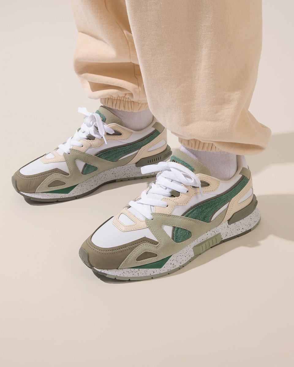 titoloshop's tweet photo. π.
the Puma Mirage Mox EB *Desert Sage* are now
available in store and online at Titolo. LINK π² https://t.co/sLmJxkhT2x
UK 7 (40.5) - UK 11 (45)
style code π 380515-01
#puma
#titolo
#earthbreak
#desertsage
#miragemox
#pumamirageMOX
#titoloshop https://t.co/6wXfarii13