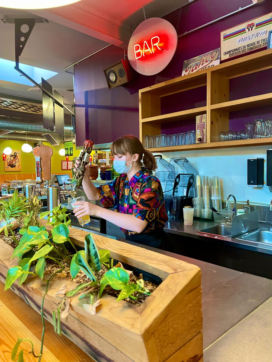 Need to cool down? We got ya covered! Come on down to Laughing Planet for some bubbly - whether that be water, cider, beer, smoothies… even a chilled/cool space to relax and enjoy it! 

#hotday #SmallBiz
