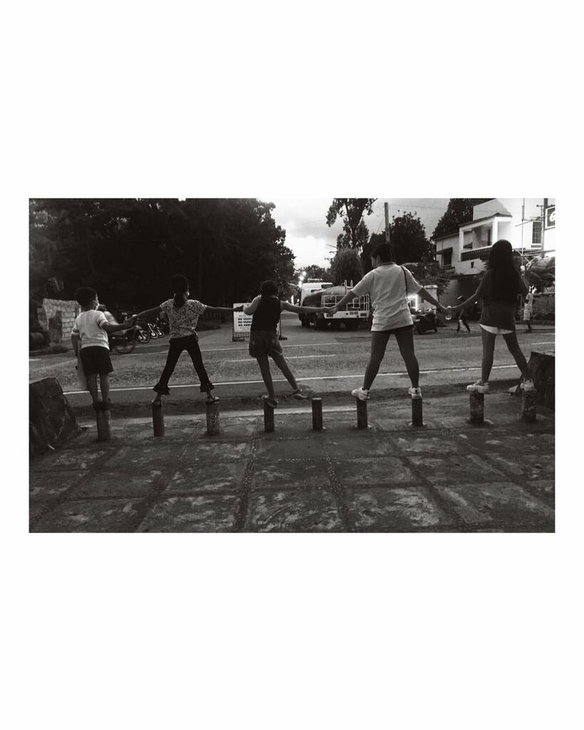 velasco_zhasha's tweet photo. Balance!
#shotoniphone #iphonography #iphotography #blackandwhitephotography #childrenphotography #randomstreets #randompics #random #instagood #instagood #streetphoto #everything_imaginable #simplephotography #photooftheday #everythingunderthesun #nobodyphotography #beginn… https://t.co/mlQZ3jNG7i