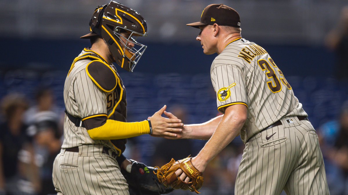Padres's tweet photo. Shark appreciation tweet.

🦈@MLB saves lead
🦈 Fourth season of 30+ saves
🦈 Ninth Padre with a 30-save season https://t.co/5238LkSHM0