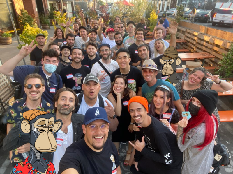 Swickie's tweet photo. One more from the Bored Ape Venice Meetup 😉😉 @BoredApeYC @brtmoments • Photo cred: @seannana https://t.co/wj6H9lwnIS