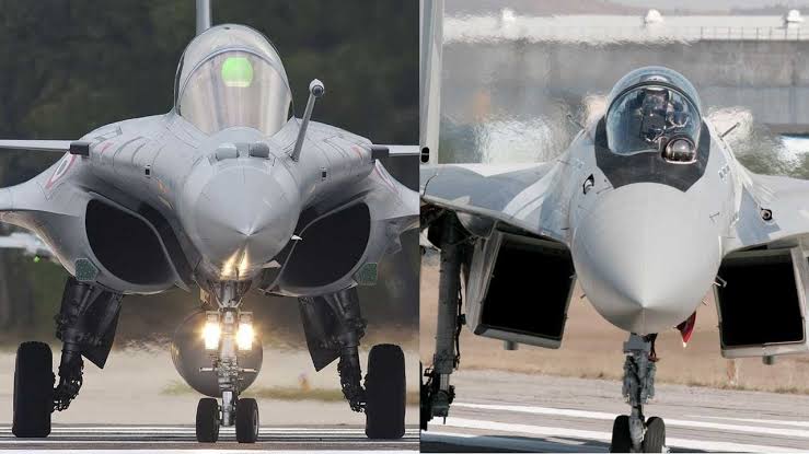 MightyWar3's tweet photo. Update : Dalam Sebuah Wargames Mesir Terbaru, Rafale Mampu Melumpuhkan Su-35!
THREAD
#updateberita #updatemiliter #updateinformasi #infoberita #infoupdate #infoterkini #informasi #informasimiliter #informasiviral #informasiberita #informasiterkini https://t.co/SW0LugP1dU
