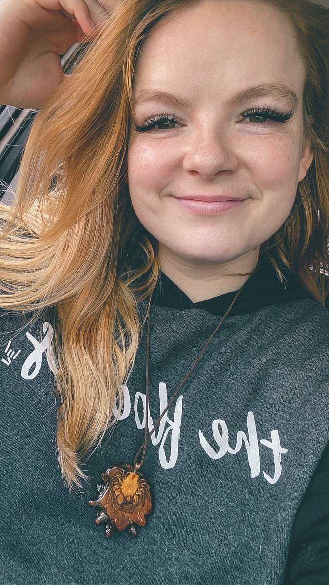 GetOffMyGrass's tweet photo. I’ll post my selfie here since I’m in #FacebookJail because of #NancyNarc about weed 🥺 #lashfill https://t.co/kXHAcazwWj
