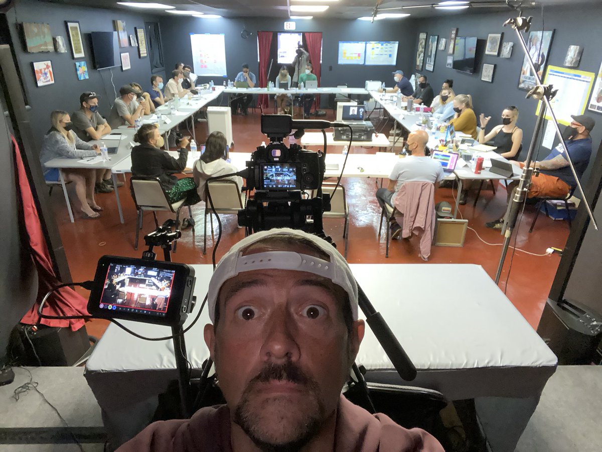 KevinSmith tweet media