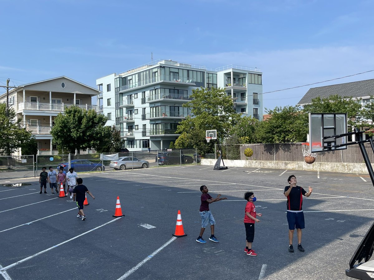 HopeacademyAP's tweet image. Summer Surge 2021 supporting Hope Academy Scholars and Families with: Academic Enrichment, Photography, Yoga, SEL, STEM Tutoring by NJIT students and more. How is your summer going?