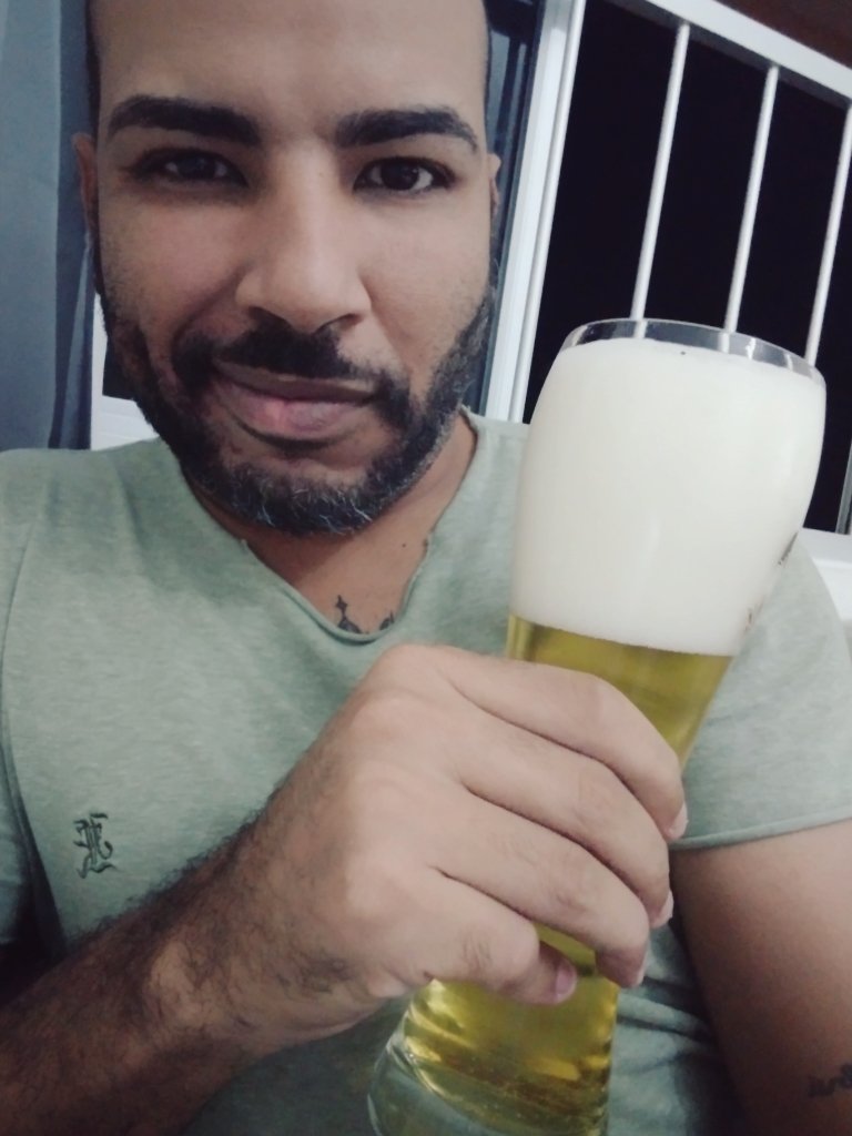 Thefy1981's tweet photo. Sextou!
#sextou https://t.co/T5SdB5QUnn