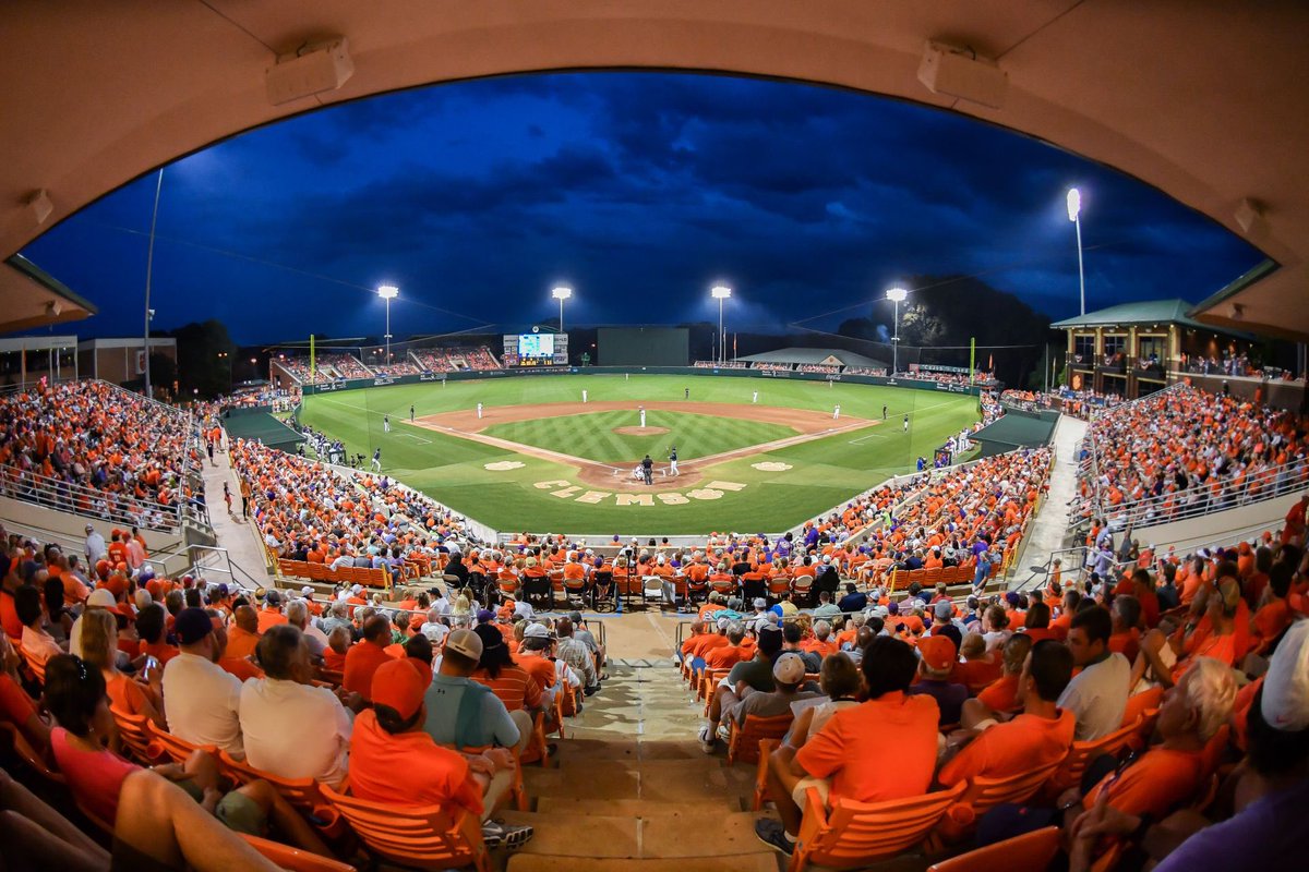 SamuelStafura's tweet photo. I am proud to announce my commitment to Clemson University. Thank you to everyone who has helped me along the way and thank you to the Clemson coaching staff for giving me this amazing opportunity. Go tigers! @ClemsonBaseball @BradleyLeCroy @MonteLeeCU https://t.co/VZJo5NsKqu