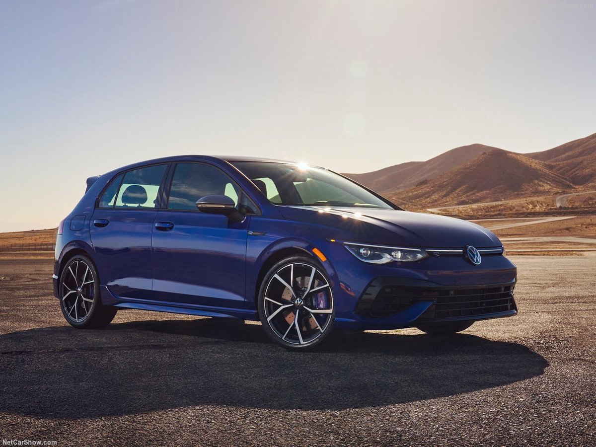 RussellAbrams80's tweet photo. The New Volkswagen Golf R! 

#VW #Golf #RussellAbrams https://t.co/6OoqTXj7iX