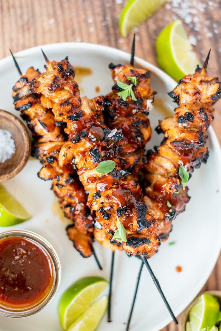 New recipe >> These bourbon maple BBQ chicken skewers are THE definition of summer grilling. Get the recipe via the link below!

Bourbon Maple BBQ Chicken Skewers cookingandbeer.com/2021/07/bourbo…
