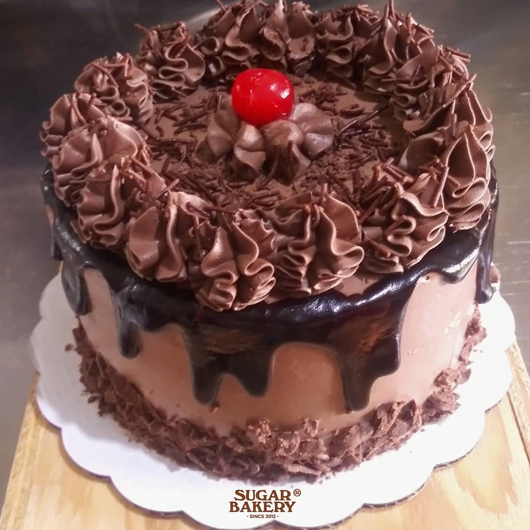 _SugarBakery's tweet photo. Chocolate cake! 
Se te antoja 😋
#sugarbakerysv #baking #cake #chocolatecake https://t.co/ySkBFvi2ua
