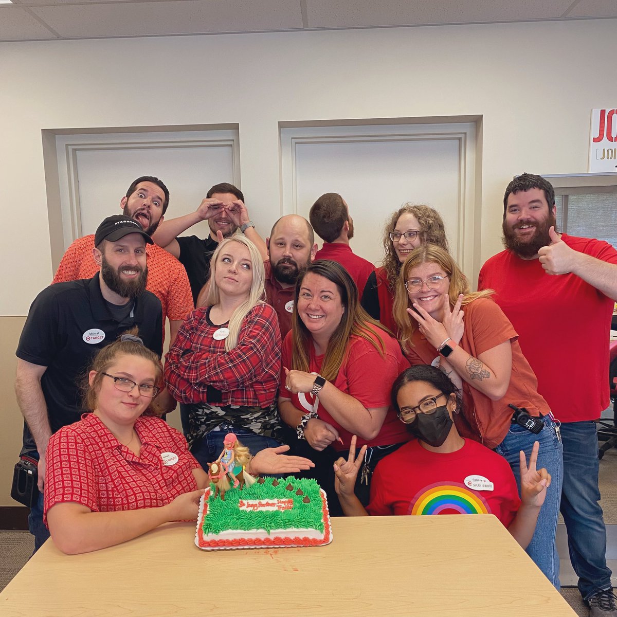 Bye @Kara_Rainey_VM !! We’ll miss you, and we’re all so super proud! You’ll do great things in your new role as a style TL. Say hello to <a href="/BattlesHallie/">Hallie Cotner</a> and <a href="/WillReddick7/">William Reddick</a> for us 😉