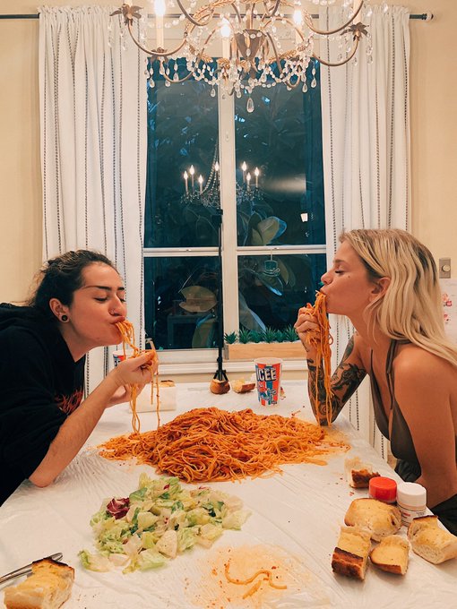 3 pic. sometimes i do something great and tonight is one of those times https://t.co/dvOW67LrI0