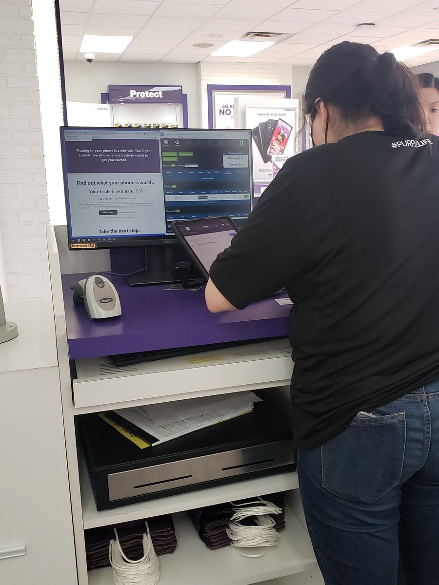 Metro_Mik's tweet photo. Boro Angel Perla SAVING TIME⌚ and MONEY🤑!!! Trade-In quote &amp; a $5 BYOD
#AllIn #💜OURCUSTOMERS #3036 #HugeSummerSavings @BrandyYeager2 @NoraBernal5 @thayesnet https://t.co/xdaaFobiqW