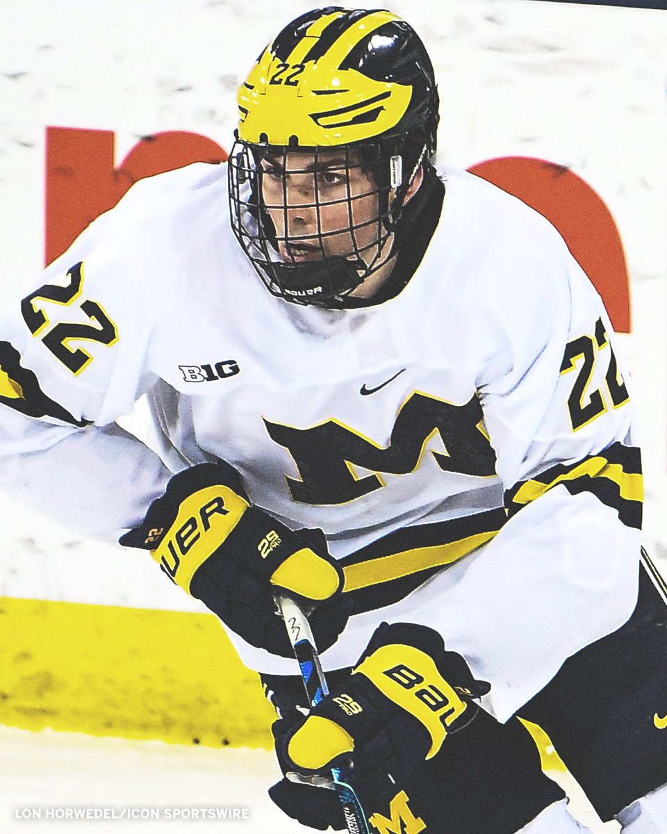 Owen Power, a defensemen from @umichhockey, was selected No. 1 overall by the Buffalo Sabres in the #NHLDraft.
The first No. 1 overall pick from the NCAA since 2000.
📺: ESPN2 https://t.co/PvBSMT8iWb