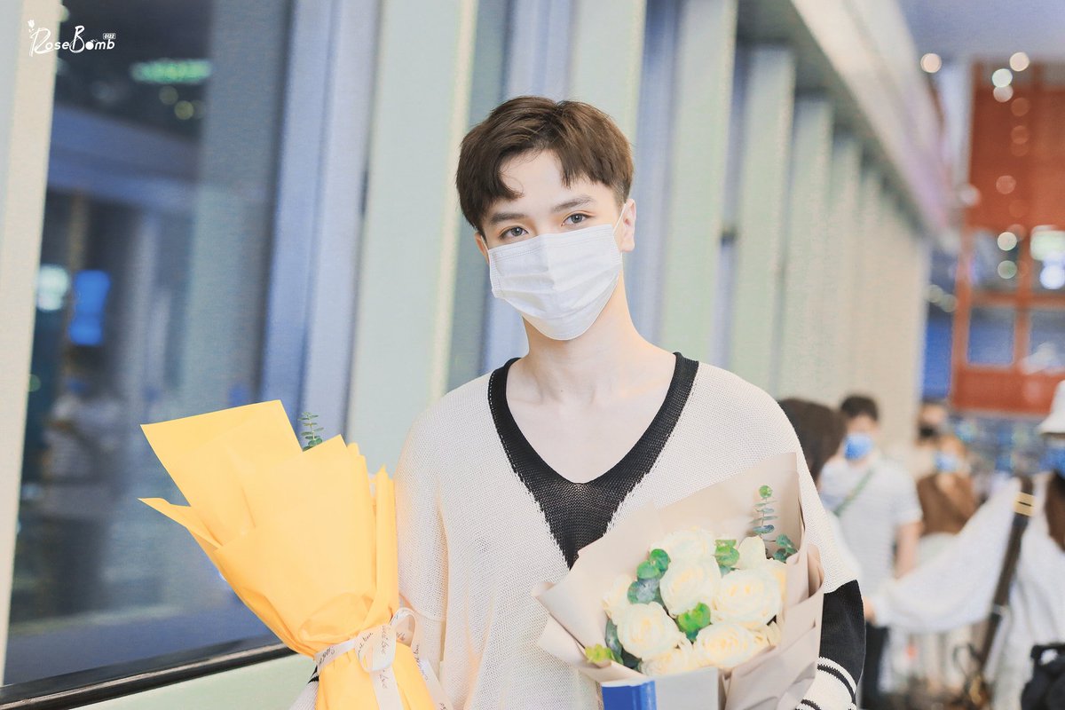 krystianwangbr's tweet photo. 📷 (23.07) | Fotos de Krystian Wang tiradas por fã hoje. [1/3]

© RoseBomb·0122 

#KrystianWang #WangNanjun #王南钧 https://t.co/cDQmtYh6aI