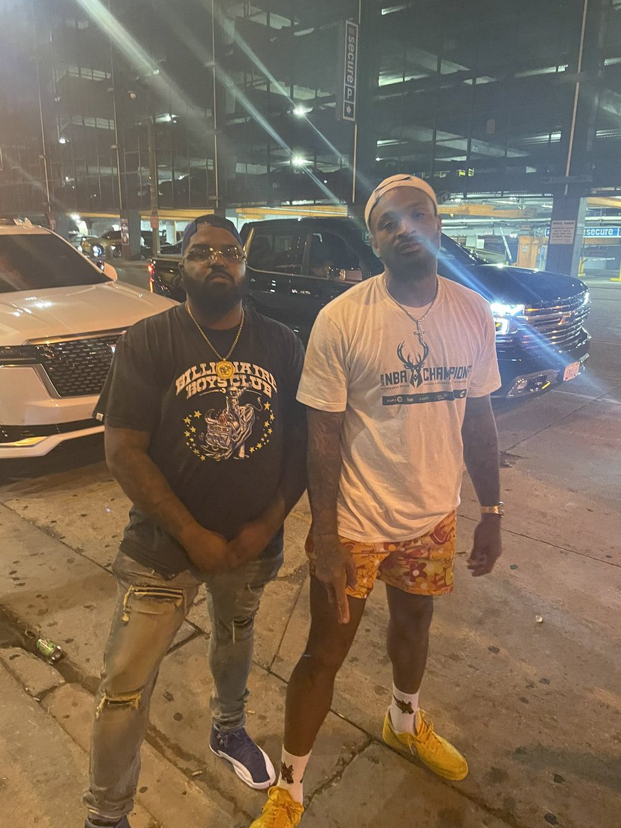 DeVitoBeatz's tweet photo. Last night NBA Champion PJ Tucker #MilwaukeeBucks #PJTucker #Champions #waterst ๐๐ฆ๐ฏ https://t.co/B1ZyYwX6ID