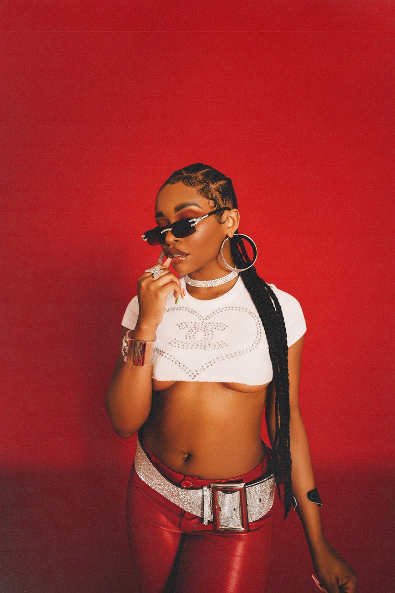 DEVONMILAN's tweet photo. Baby Girl! Styled By Me! #DevonMilan https://t.co/whkNEZEly1