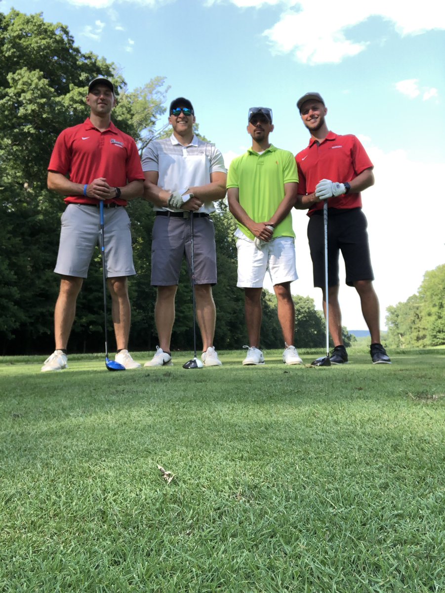 Couldn’t ask for a better day to hit the links at the <a href="/ESUMBB/">ESU Men's Basketball</a> golf outing! #WarriorBasketballFamily