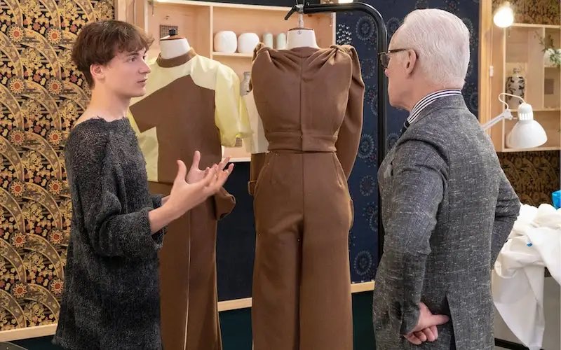 День вырезания снежинки из бумаги (make cut-out snowflakes day). Make the cut. Make the cut. Make the cut. Making the cut хайди клум.