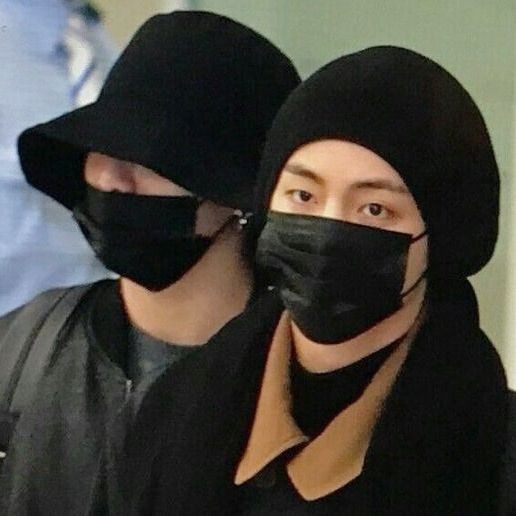 taekook pic bot (@kvpicbot) on Twitter photo 