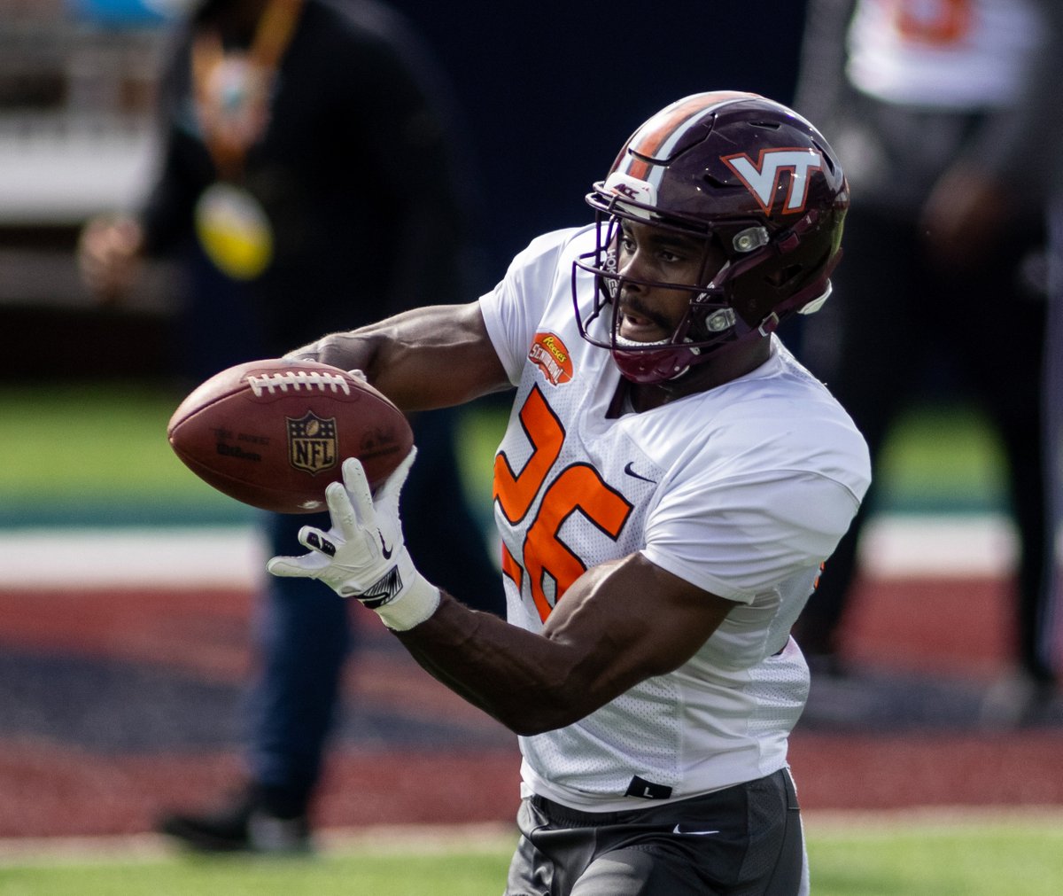 pfrumors's tweet photo. Raiders Sign Third-Rounders Malcolm Koonce, Divine Deablo To Wrap Draft Class https://t.co/CmhbVlcTgQ https://t.co/yAmcVu5X8e