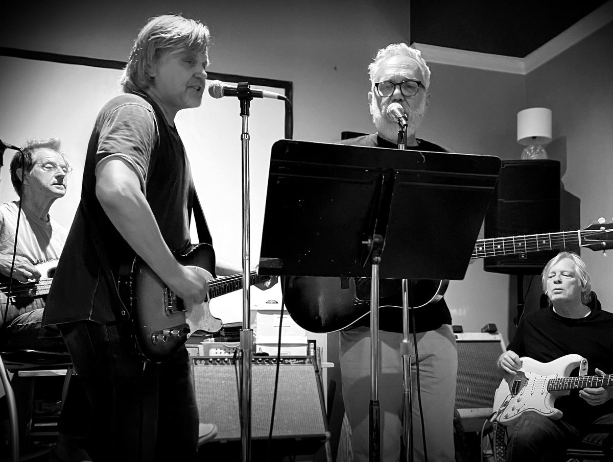 TDelevantes's tweet photo. #rehearsals for #theriver with @PlayersLong Brother harmonies on #springsteen songs?
📸: @Nicki_Germaine @gwtallent @BillLloydMusic @SteveAllenMusic @SteveEbe #brucespringsteen #garrytallent #billloyd #steveallen #steveebe #americana #americanamusic #estreetband #nashville https://t.co/LpKhIGFthQ