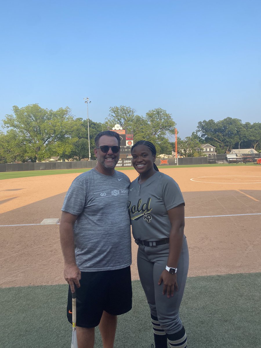 Than you @CowgirlSB for an amazing camp! <a href="/APGoldLocke/">APGoldLocke</a>