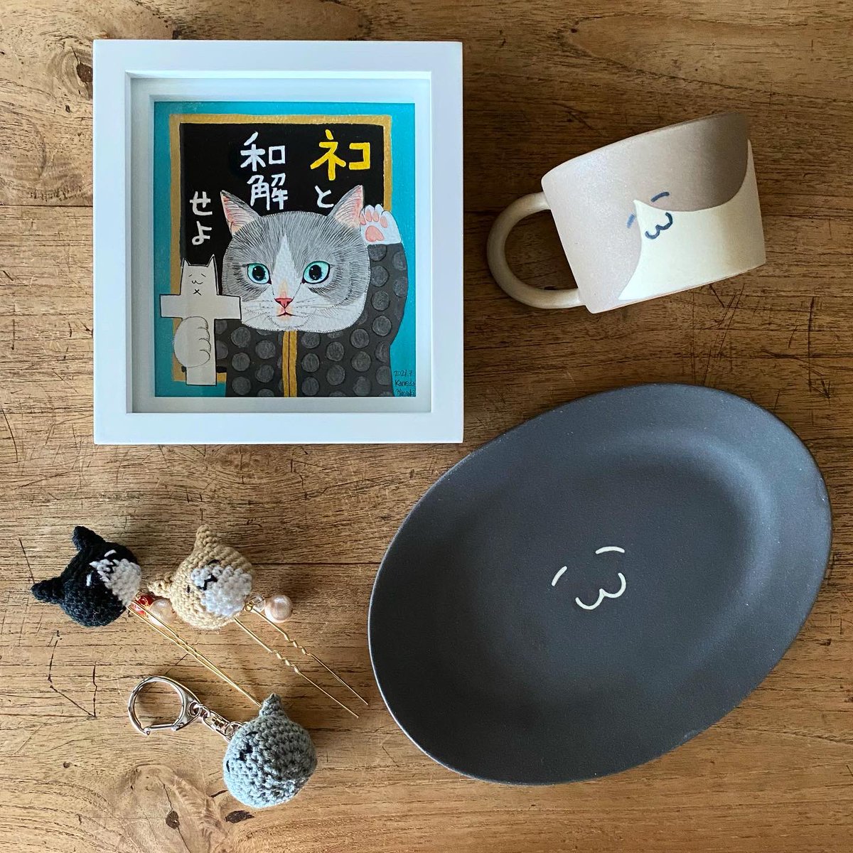 oribe_shimokita's tweet image. 【店頭販売は明日まで】
写真の作品は井上さおりさん、金田花季さん、シマムラヒカリさん

#カレー沢薫『#ひとりでしにたい』第3巻発売記念【みんなでいきたい３】by #KOROS feat.カレー沢薫

参加作家
#井上さおり・ #CT-OCAN・ #金田花季・ #シマムラヒカリ・ #銭本眞理・ #楢木野淑子・ #星川あすか