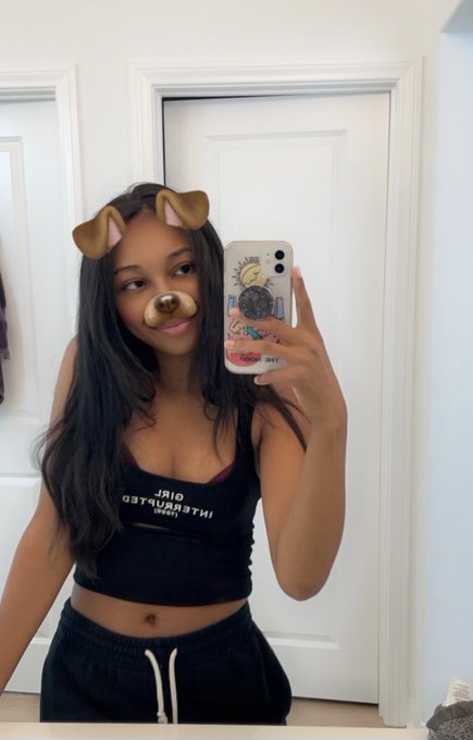 Let&rsquo;s bring back the best filter of all time 🐶 https://t.co/mB6Kb07bNj