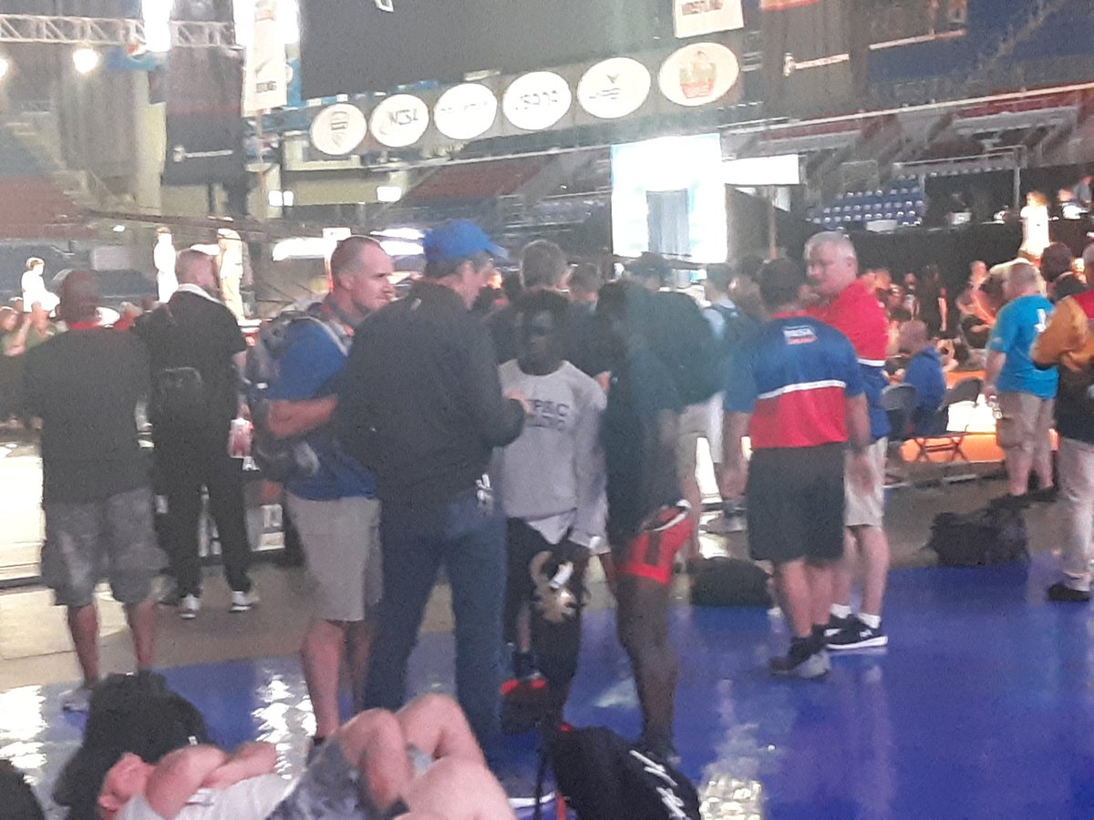 NDwrestle_'s tweet image. Today we saw the end of an era. The Tanefeu brothers left a lasting mark on ND wrestling. Thank you for the thrills and amazing memories! Good luck at Michigan boys! North Dakota will be rooting for you!