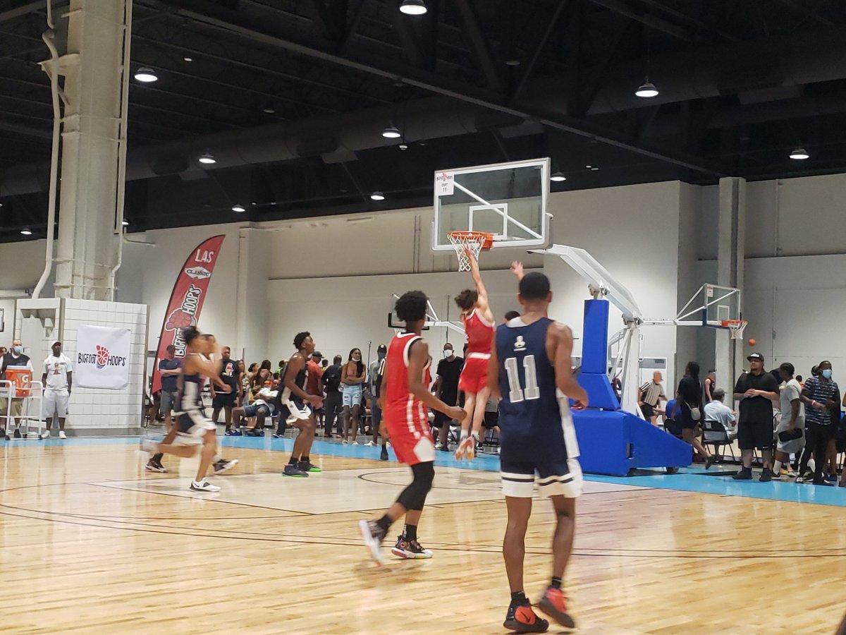 Moroni SeelyRoberts (MoroniSeely) Twitter