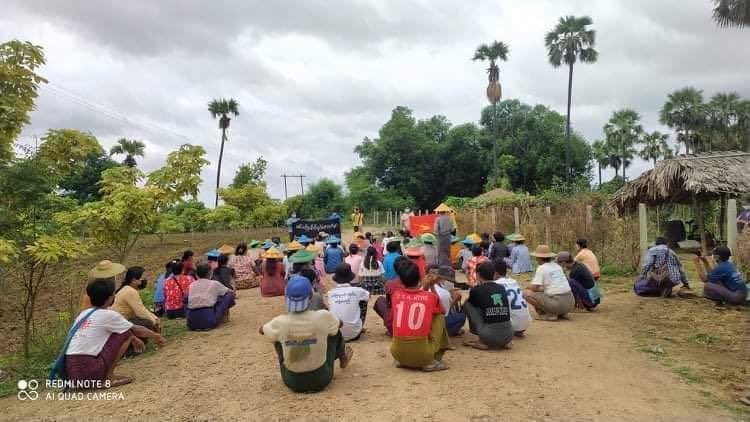 2021Revtweets's tweet photo. A joint demonstration in the villages of Kyay Sar Kya and Pay Kone was held in #Yinmarpin township to overthrow SAC MAL military dictatorship .
FREE OUR PRISONERS
#July24Coup 
#ICRC_SaveMyanmarPrisoners
#WhatsHappeningInMyanmar https://t.co/nBTozEHote