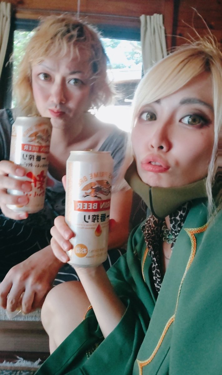 kagamiyamomoka's tweet photo. まずは前菜から
#campparty
#NEKOちゃん生誕 https://t.co/7lKaquczzR