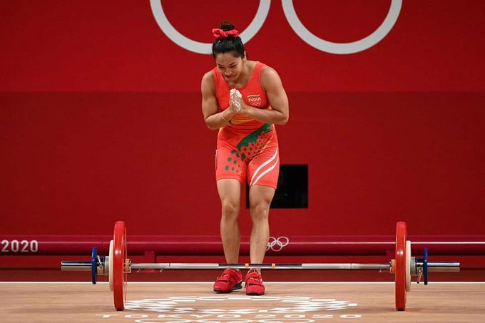 upssscpet's tweet photo. Congratulations and Thank you Meera bai Chanu...
We won 1st Medal in #TokyoOlympics2021 
 SILVER medal in the Women's 49kg.

#MirabaiChanu #Olympics #UPSSSC_Pet #upssscpet https://t.co/5scp4mXF0Q