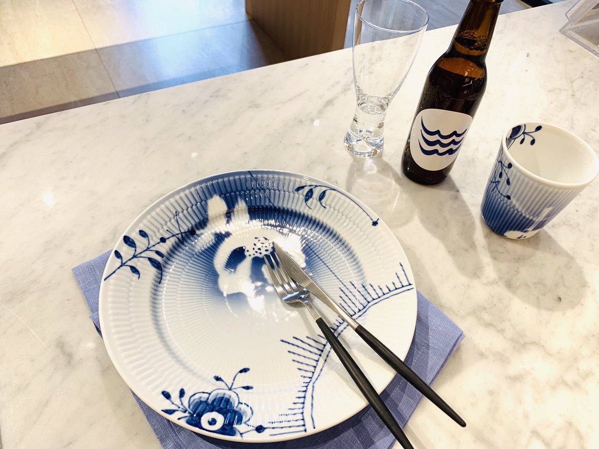 ロイヤル コペンハーゲン 公式 On Twitter ロイヤルコペンハーゲン 本店です いよいよ東京五輪が開幕しましたね デンマークはハンドボール強豪国 2016年リオ五輪では男子が金メダルを獲得しています 今夜 日本と対戦 どちらも頑張ってほしいですね