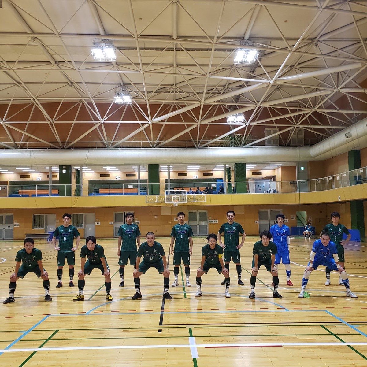 sfc_sfc_'s tweet photo. 東京都フットサル2部リーグ第3節
2021/7/23（祝）
SFC 2（前半0-2）5 蹴球狂の詩
得点者：No.5谷口、No.9木下
力及ばず完敗でした。
ご声援ありがとうございました。 https://t.co/bT2SY8RcJW