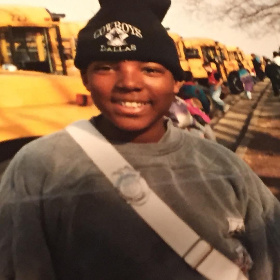 antwanstaley's tweet photo. Well I made it another orbit around the sun. Been a crazy 12 months for everyone with a lot of changes, me included. Thanks to everyone who supports me and has read my articles throughout the years. To old and new friends and even cheers to my former ones as well. ♌️ 🦁🥂 👊🏿 https://t.co/BROvh9V0Z3